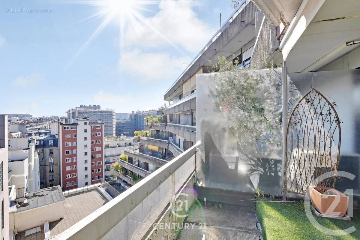 Appartement à PARIS-15E