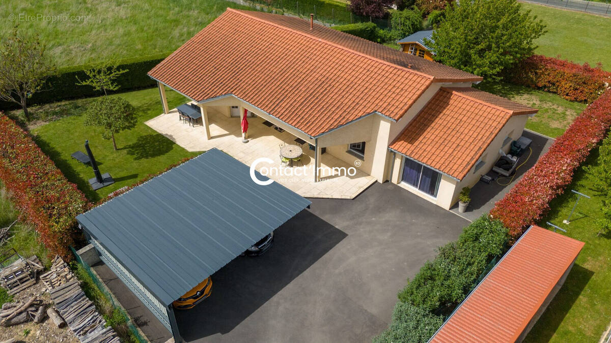 Maison à BILLOM