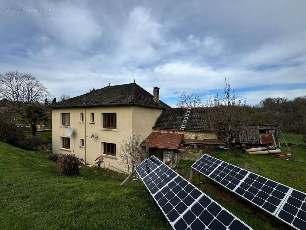 Maison à THEDIRAC