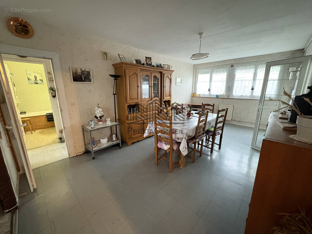 Appartement à CAUDEBEC-LES-ELBEUF