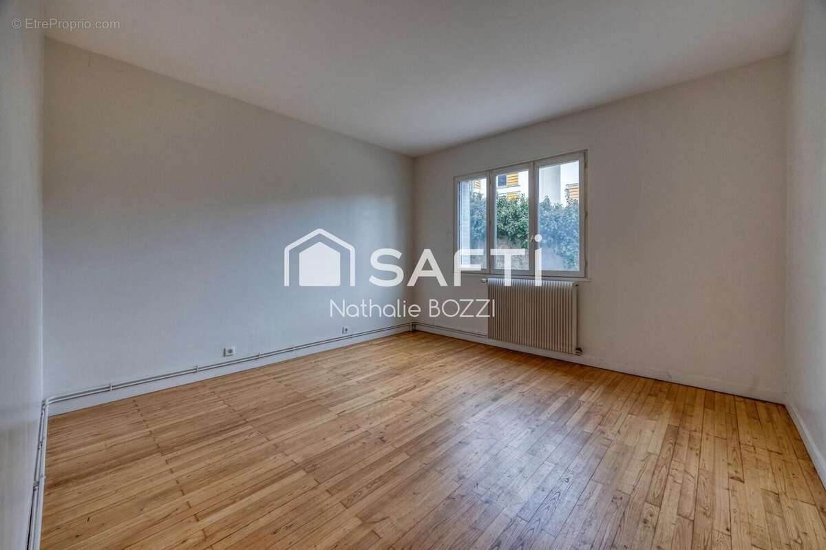 Photo 9 - Maison à LA TRONCHE