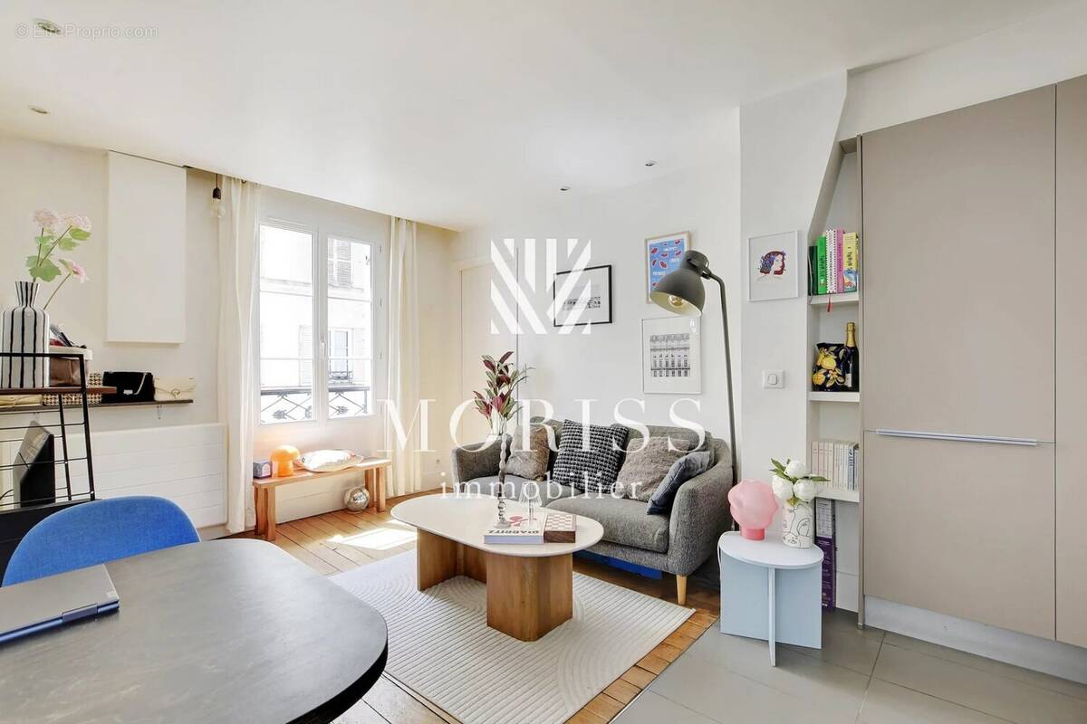 Appartement à PARIS-11E