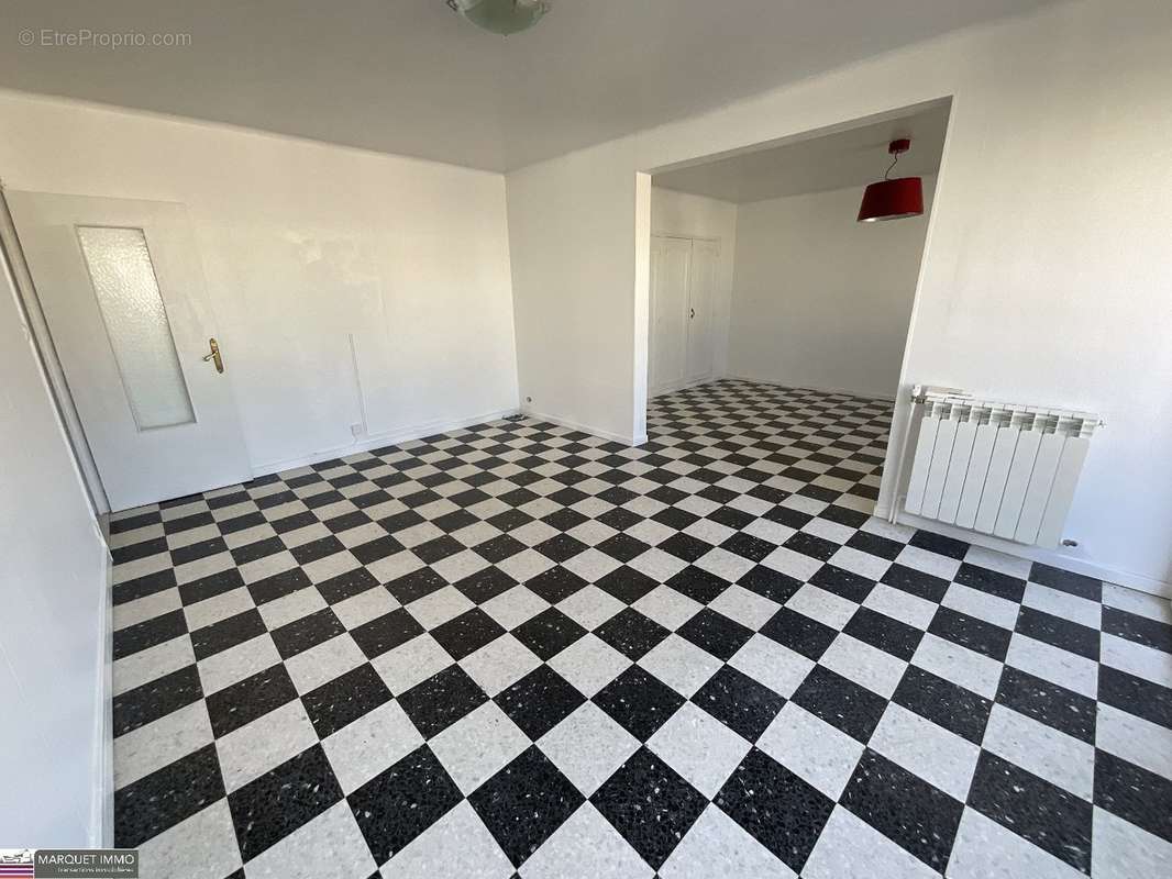 Appartement à BEZIERS