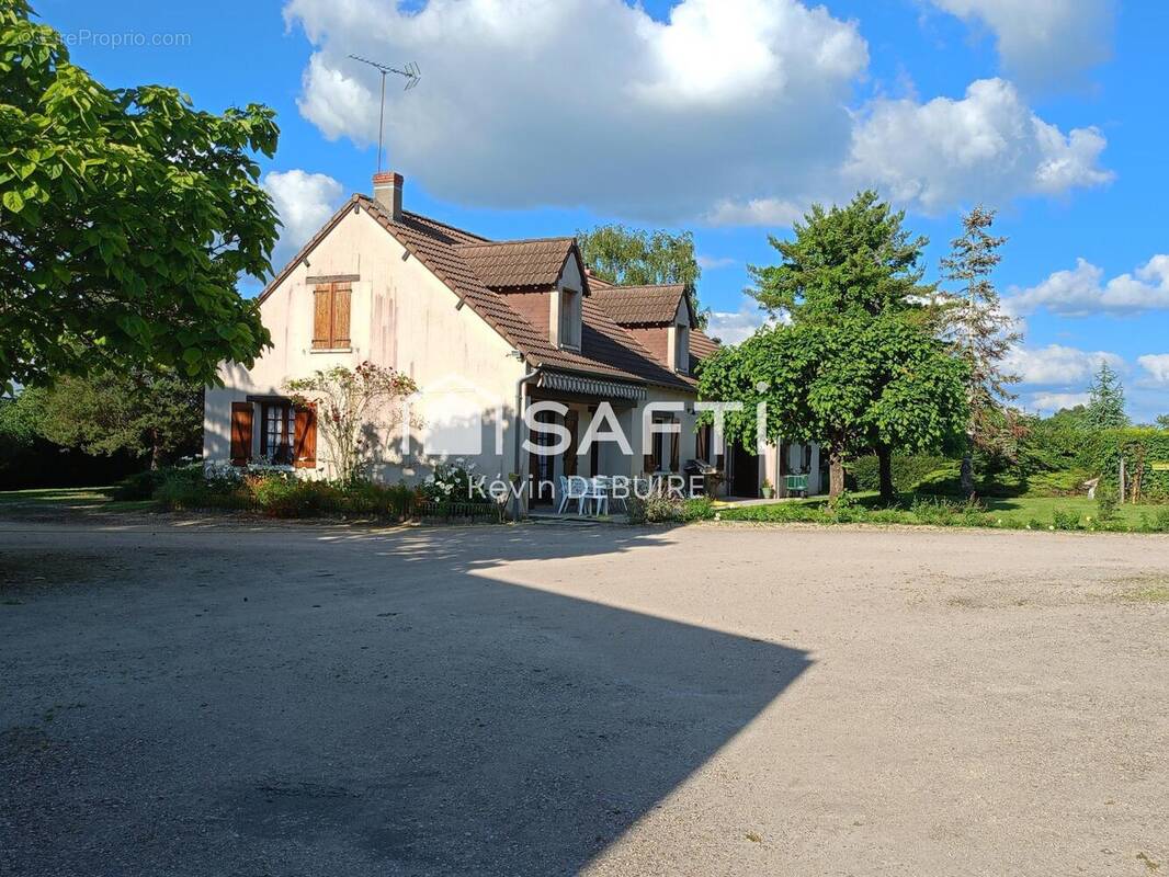 Photo 1 - Maison à ANGE