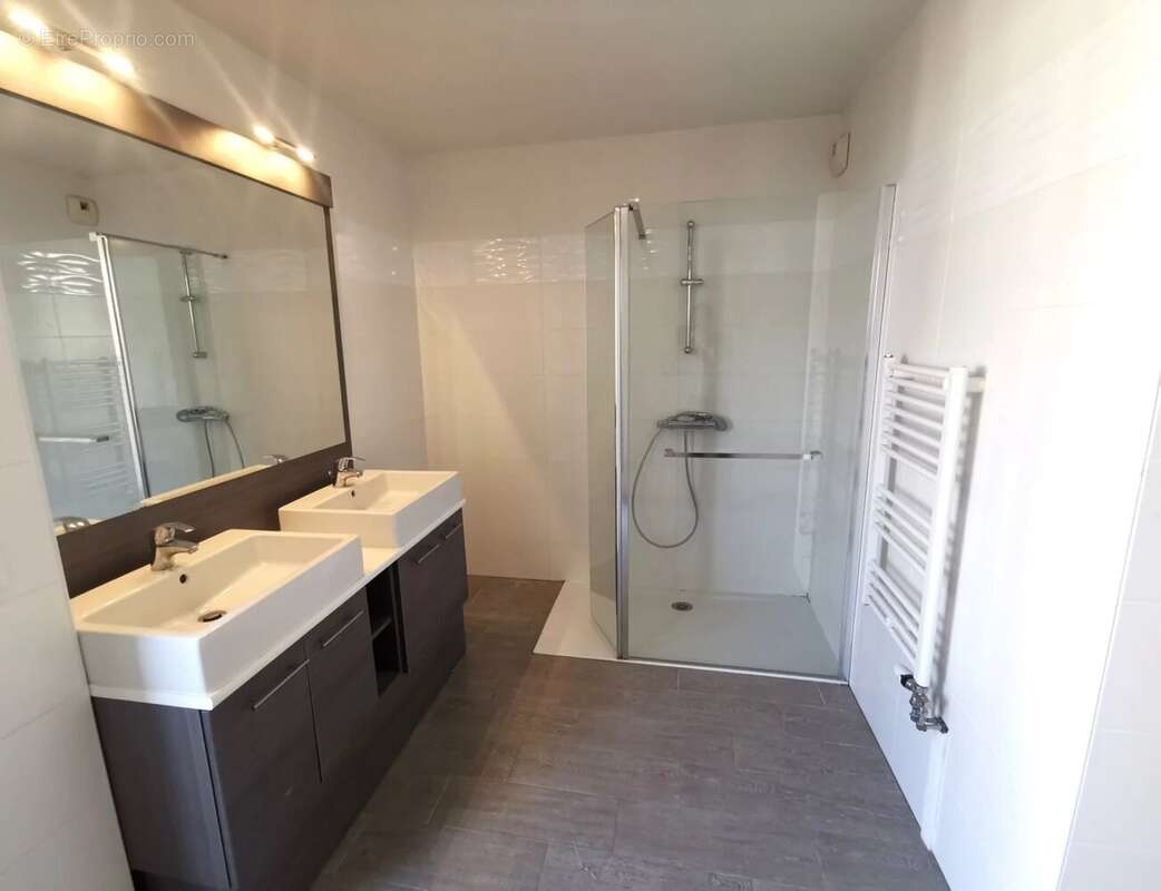 Appartement à VITRY-SUR-SEINE