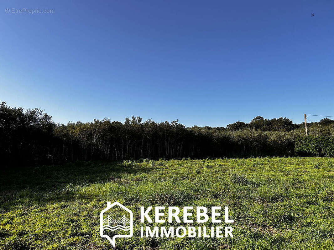 Terrain à LOPERHET