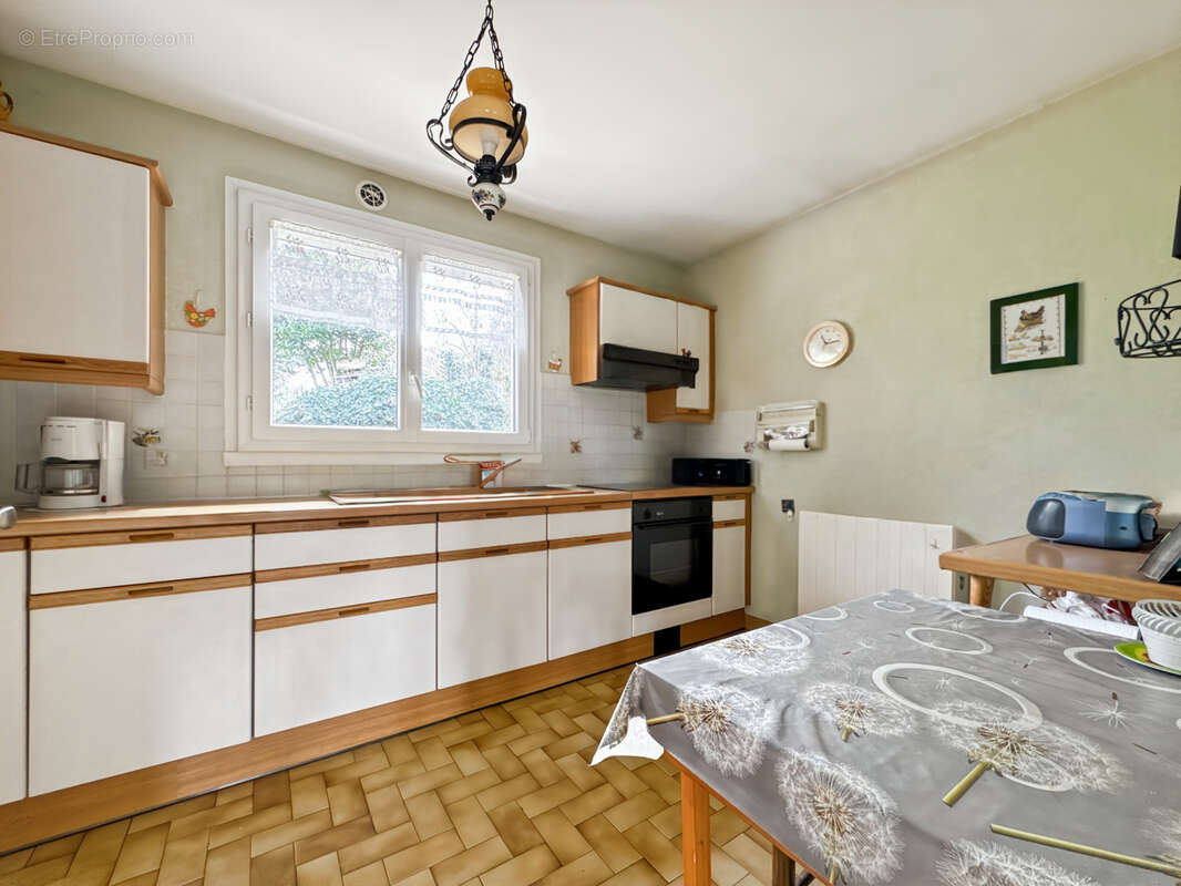 Maison à MASSIEUX