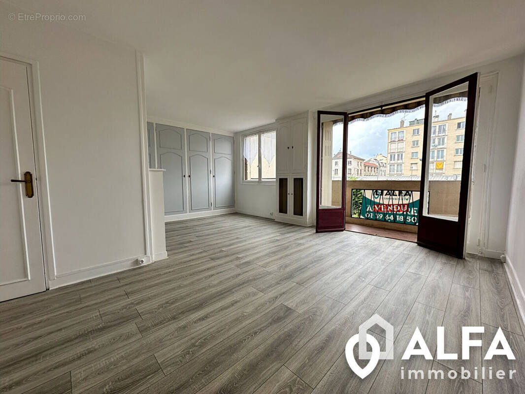 Appartement à ENGHIEN-LES-BAINS