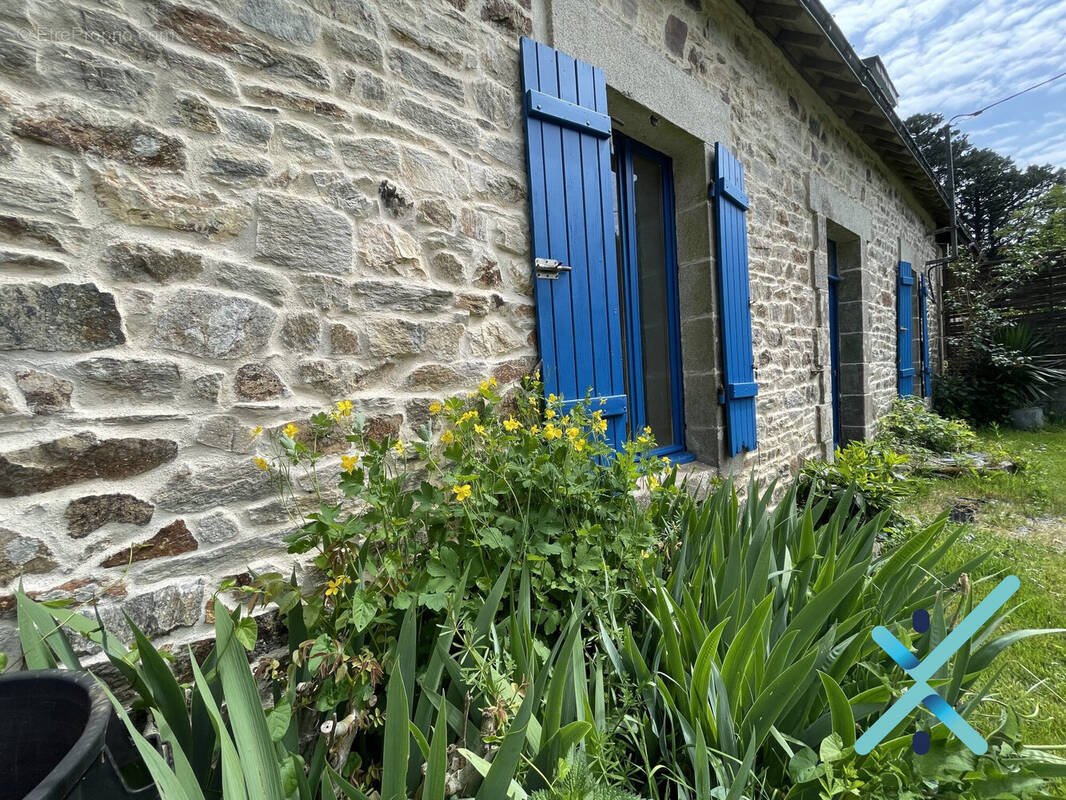 Maison à CLEGUER
