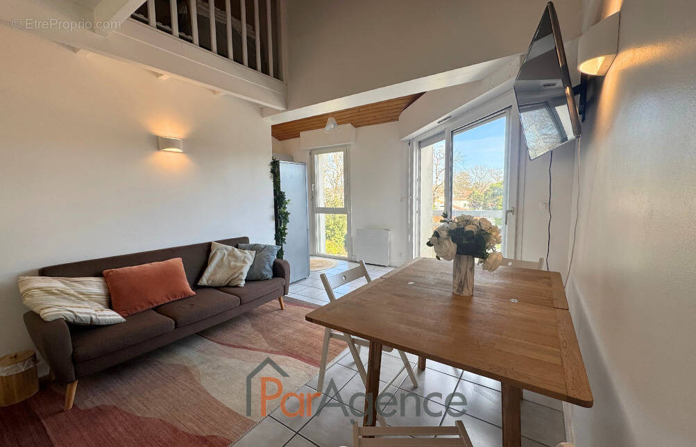 Appartement à VAUX-SUR-MER