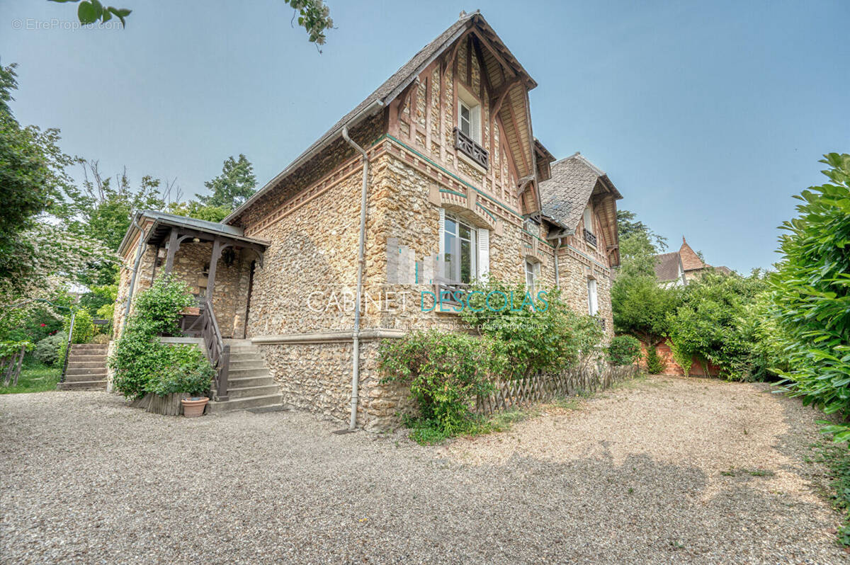 Maison à SAINT-GERMAIN-EN-LAYE
