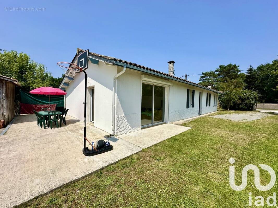 Photo 1 - Maison à SAINTE-HELENE
