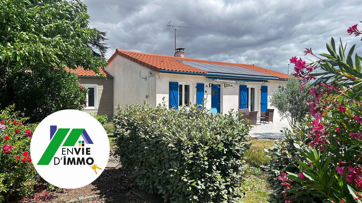 Maison à COULON
