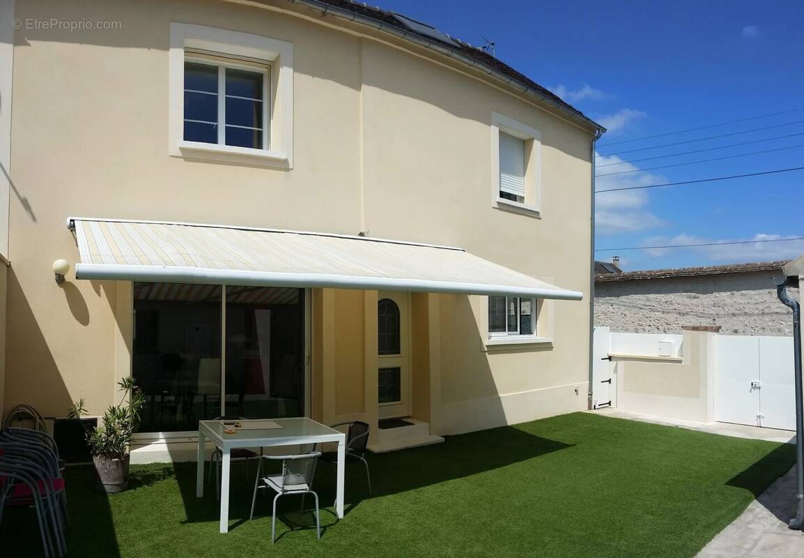 Maison à THOMERY