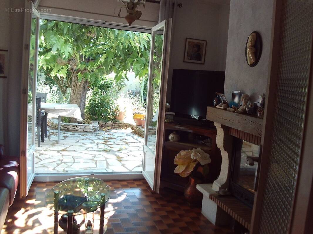 Maison à MONTADY