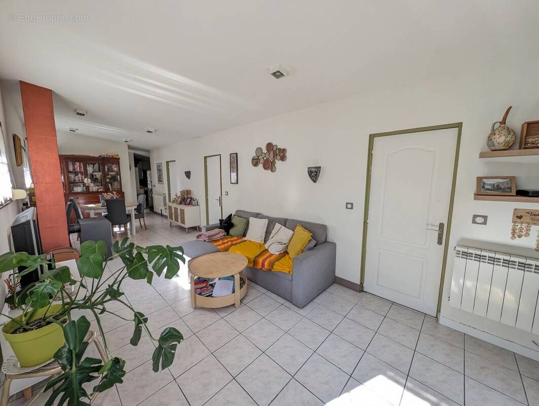 Maison à PEILLON