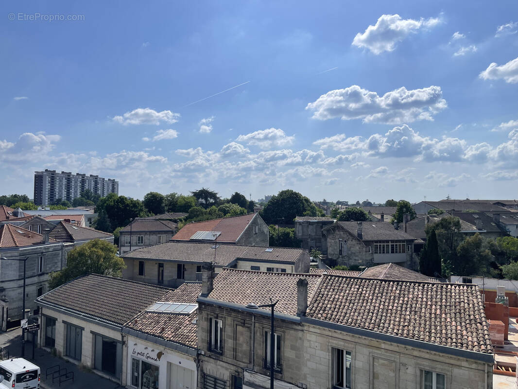 Appartement à BORDEAUX