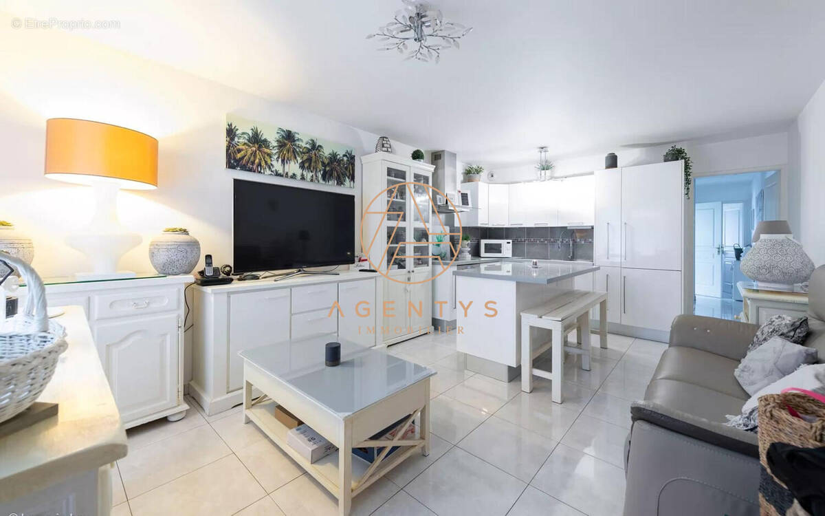 Appartement à LE PLESSIS-TREVISE