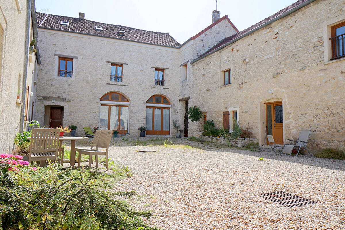 Appartement à GUERVILLE