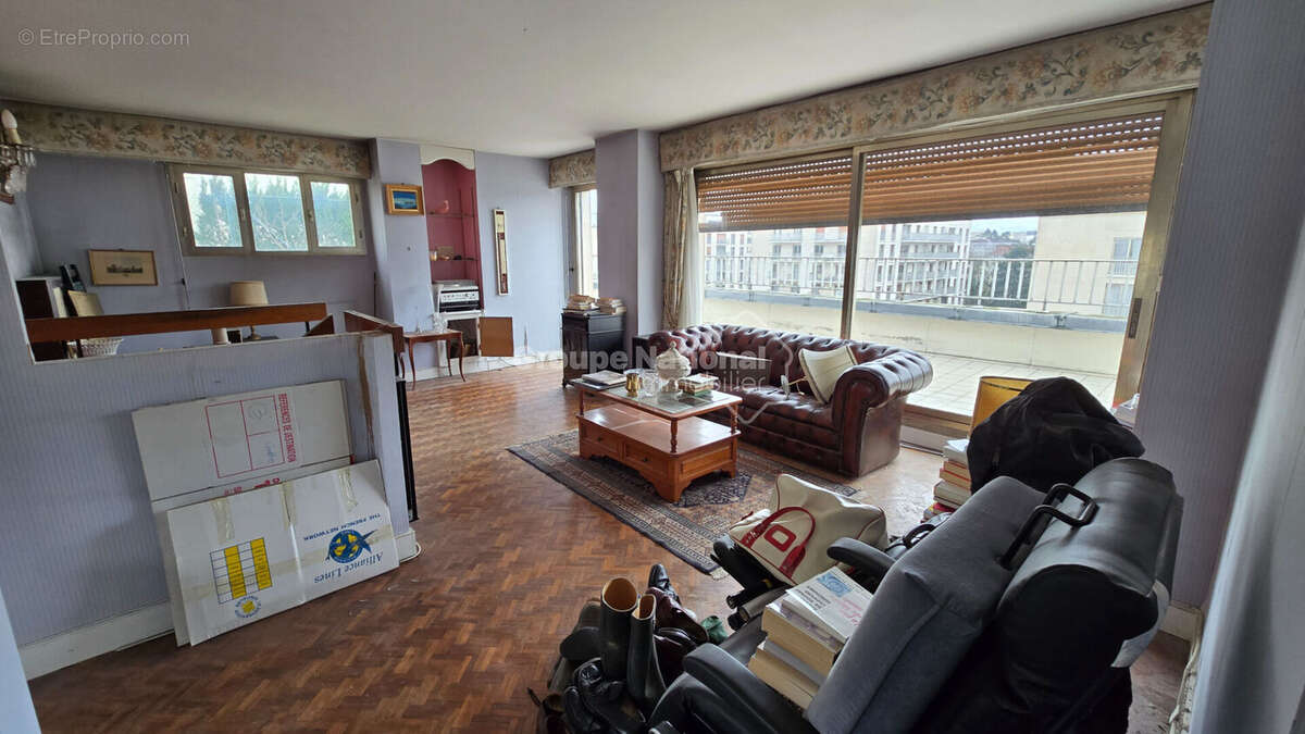 Appartement à VERSAILLES