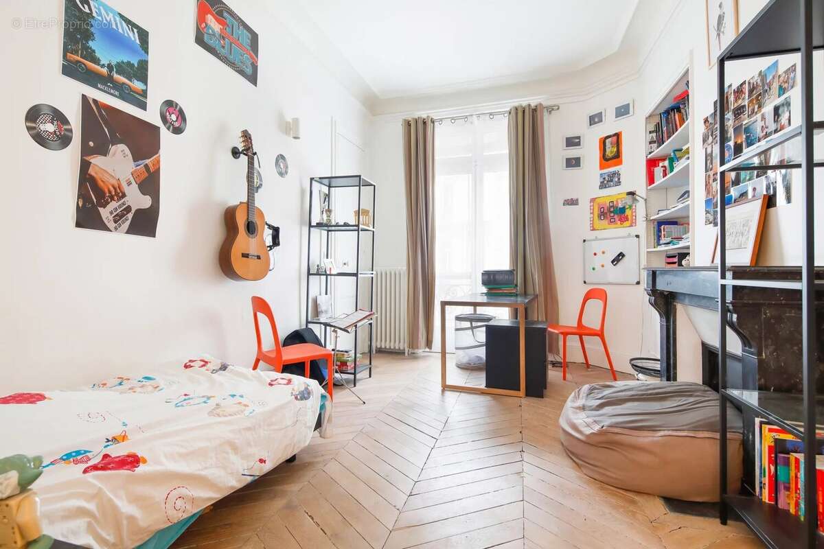 Appartement à PARIS-6E