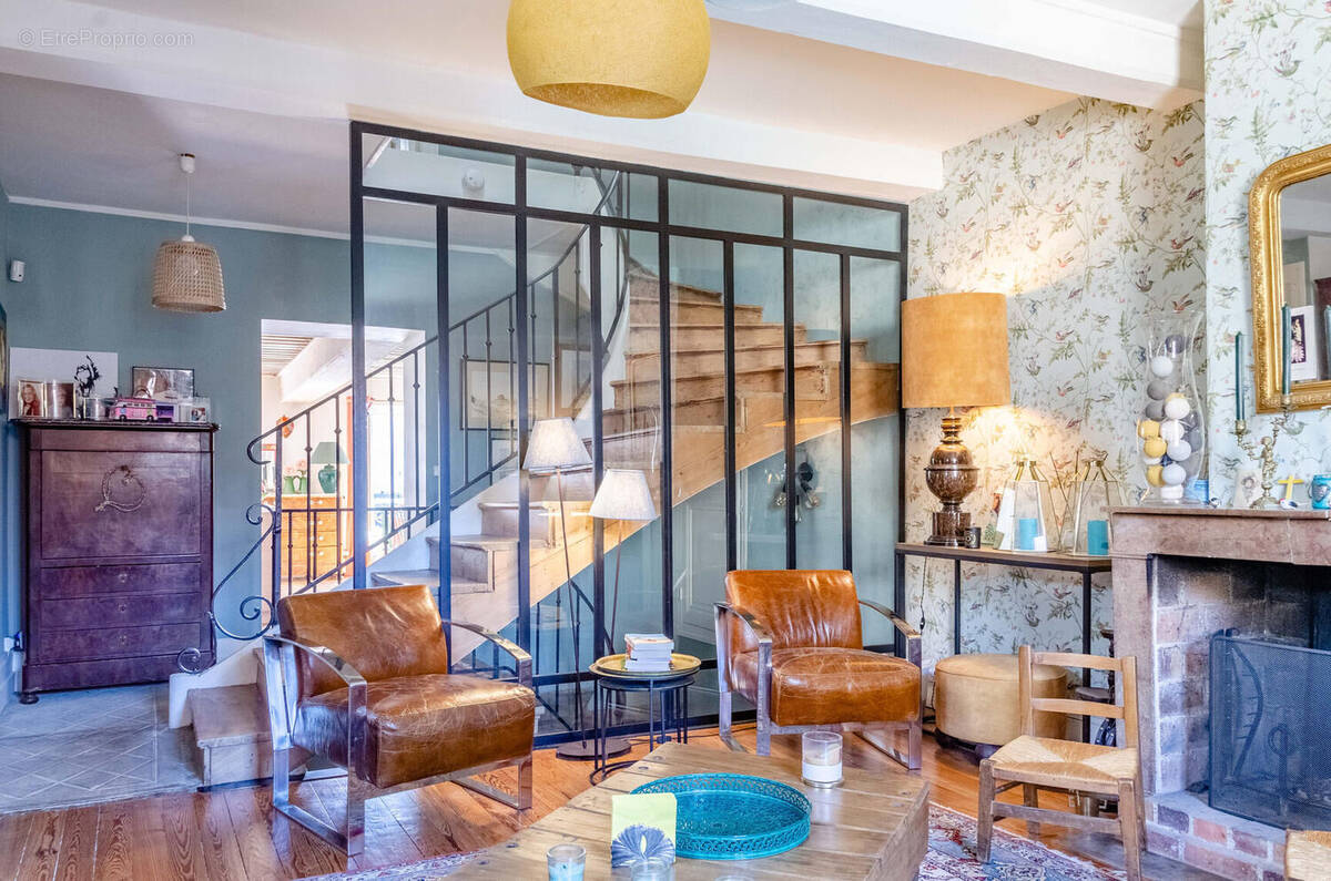 Photo 1 - Maison à CHAZAY-D&#039;AZERGUES