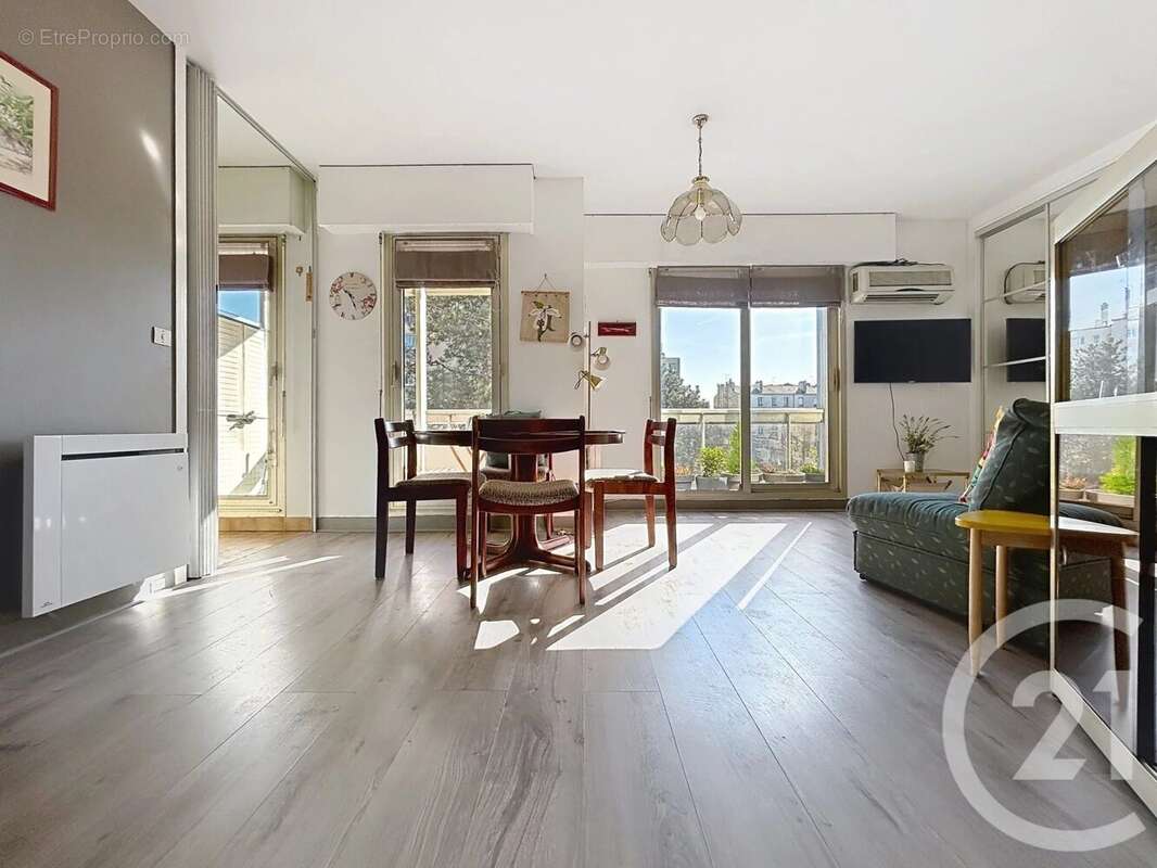 Appartement à LE KREMLIN-BICETRE