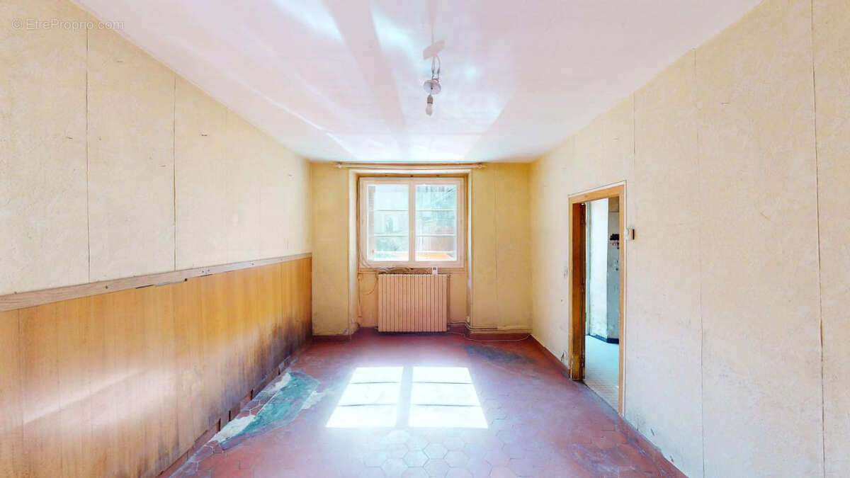 Maison à EPONE
