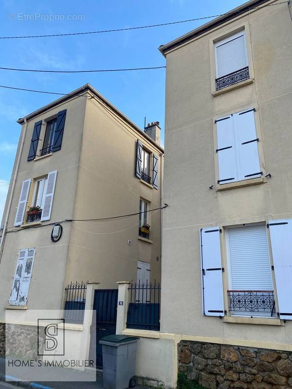 Appartement à NEUILLY-PLAISANCE