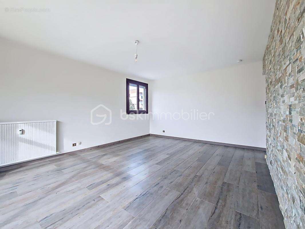 Appartement à ECHIROLLES