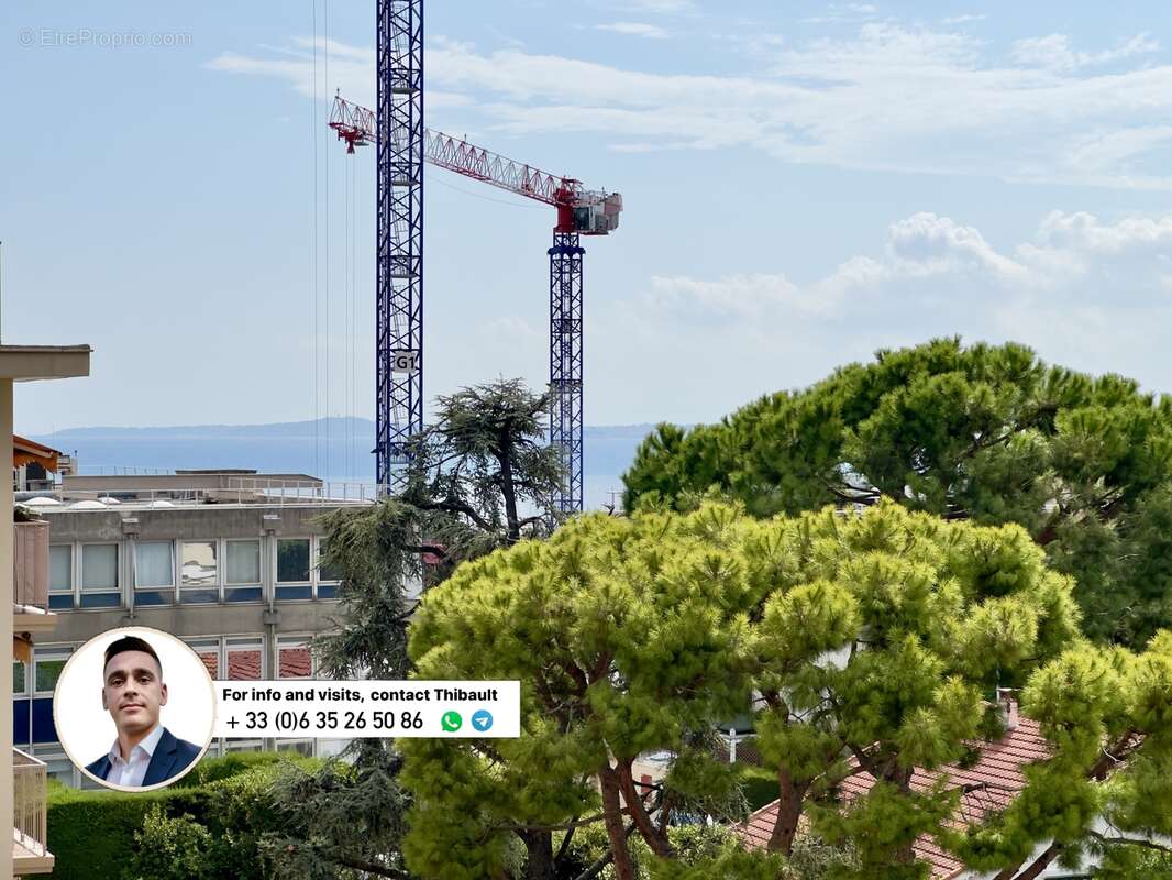 Appartement à SAINT-LAURENT-DU-VAR