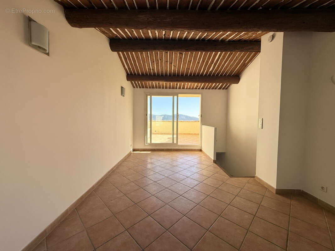 Maison à LA CADIERE-D&#039;AZUR