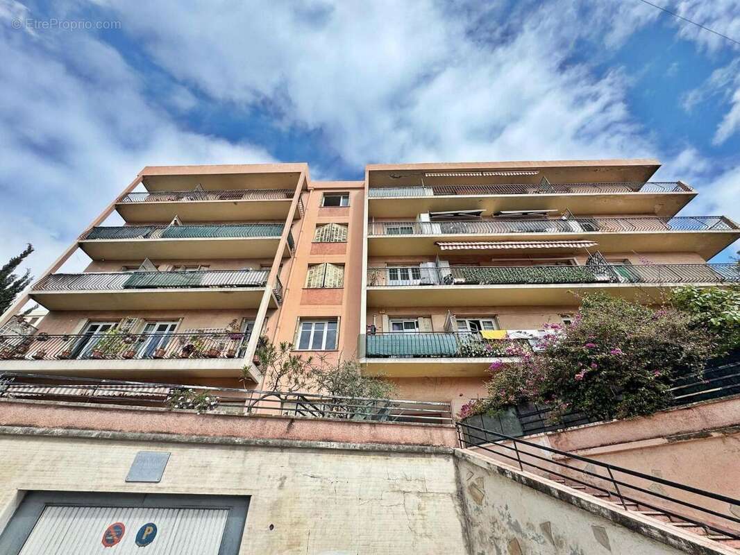  - Appartement à NICE