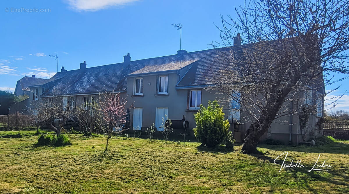 Maison à NOYANT