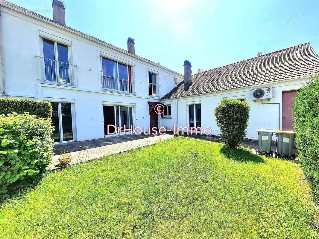 Maison à MAUREPAS