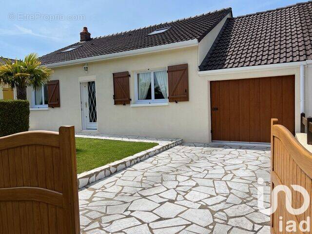 Photo 1 - Maison à SAINT-PIERRE-DES-FLEURS