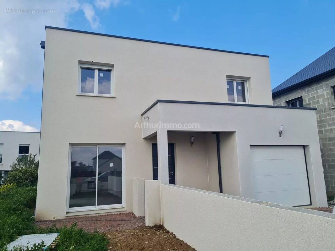Maison à CAGNY