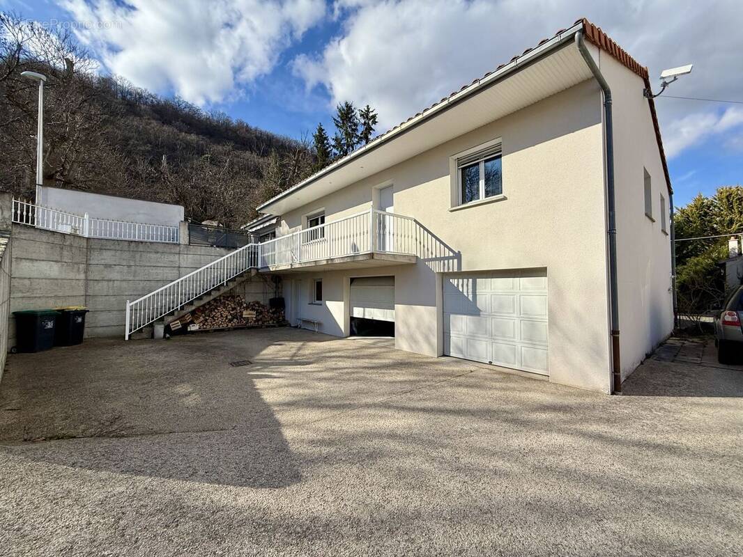 Maison à SAYAT