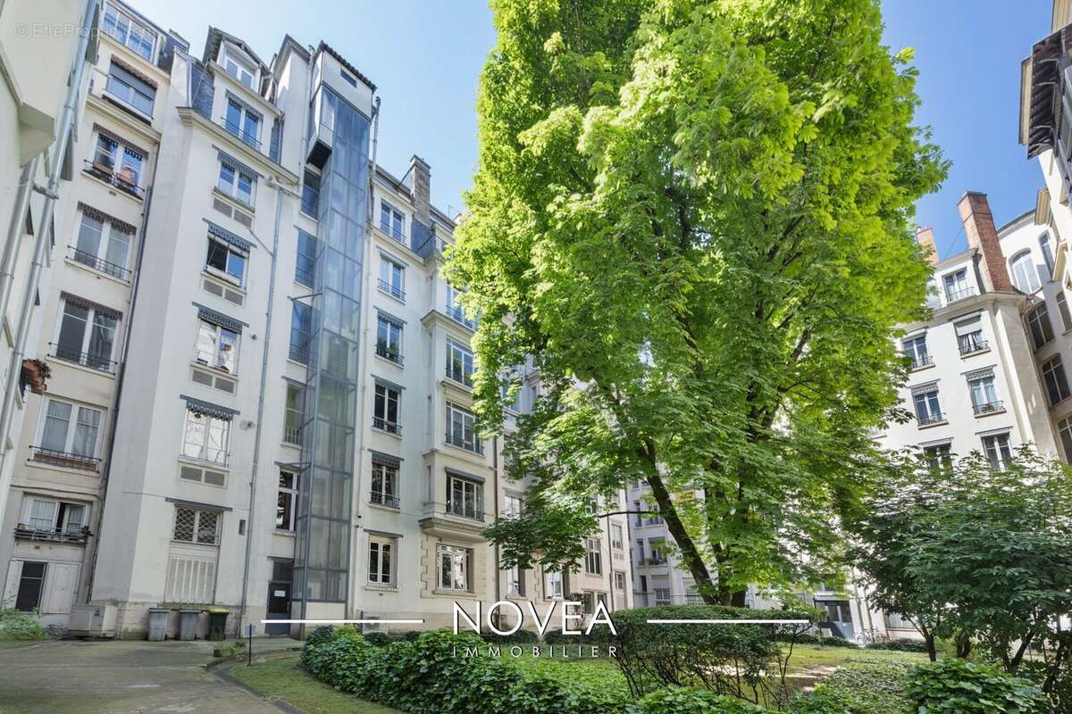 Appartement à LYON-6E