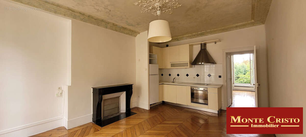 Appartement à VERSAILLES