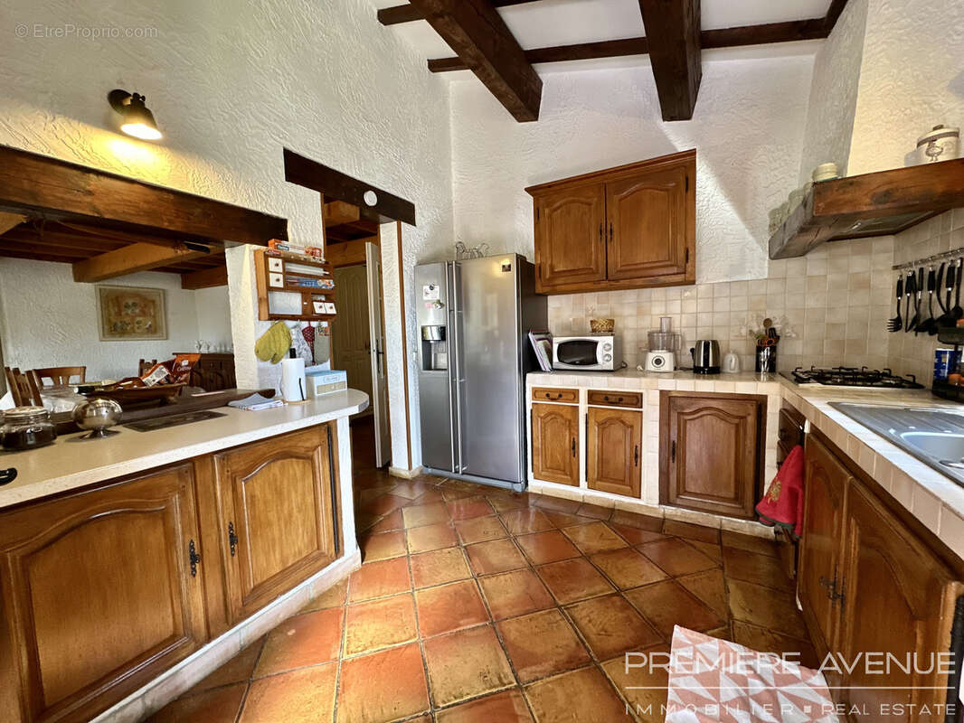 Maison à LA GARDE-FREINET
