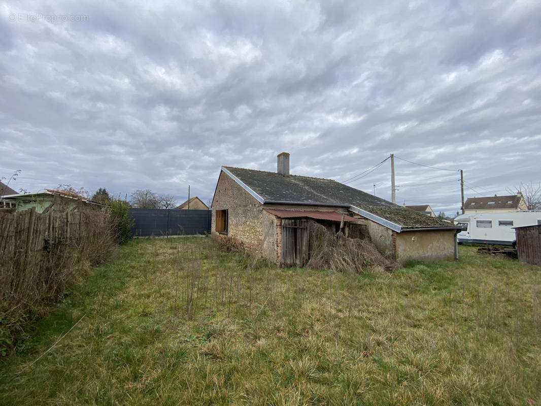 Maison à LA SUZE-SUR-SARTHE
