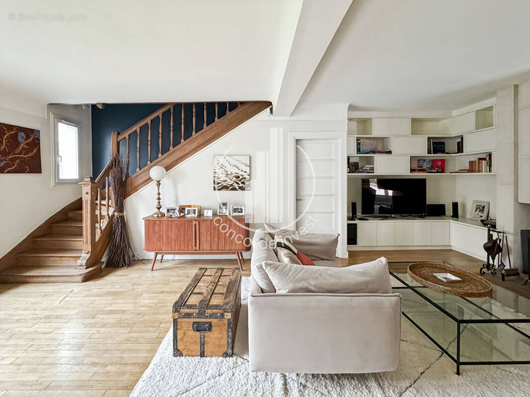 Maison à ASNIERES-SUR-SEINE