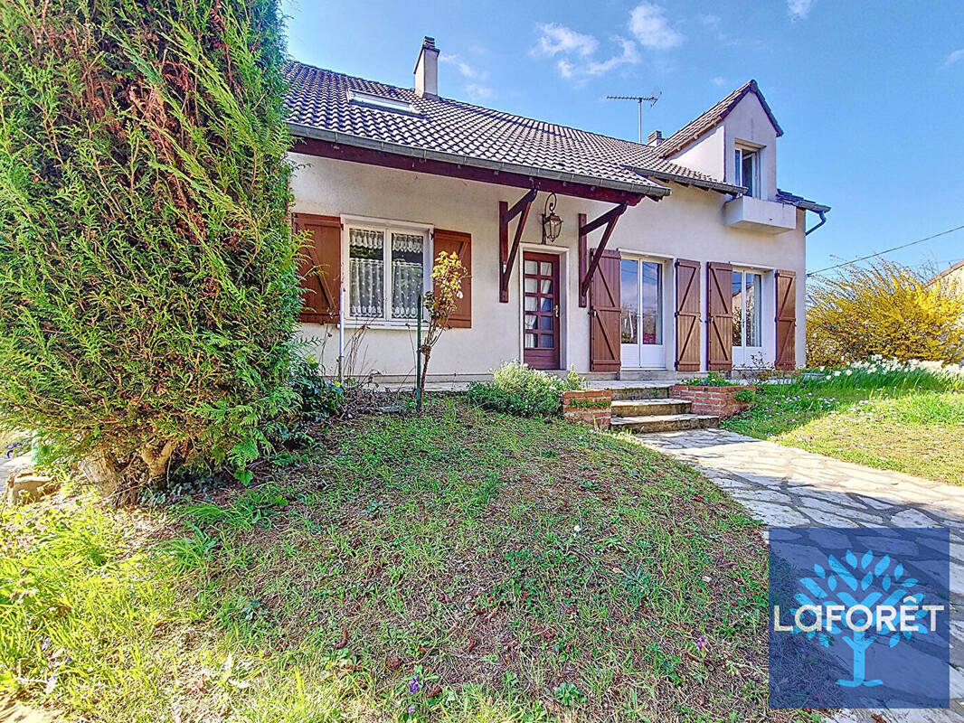 Maison à MORIGNY-CHAMPIGNY
