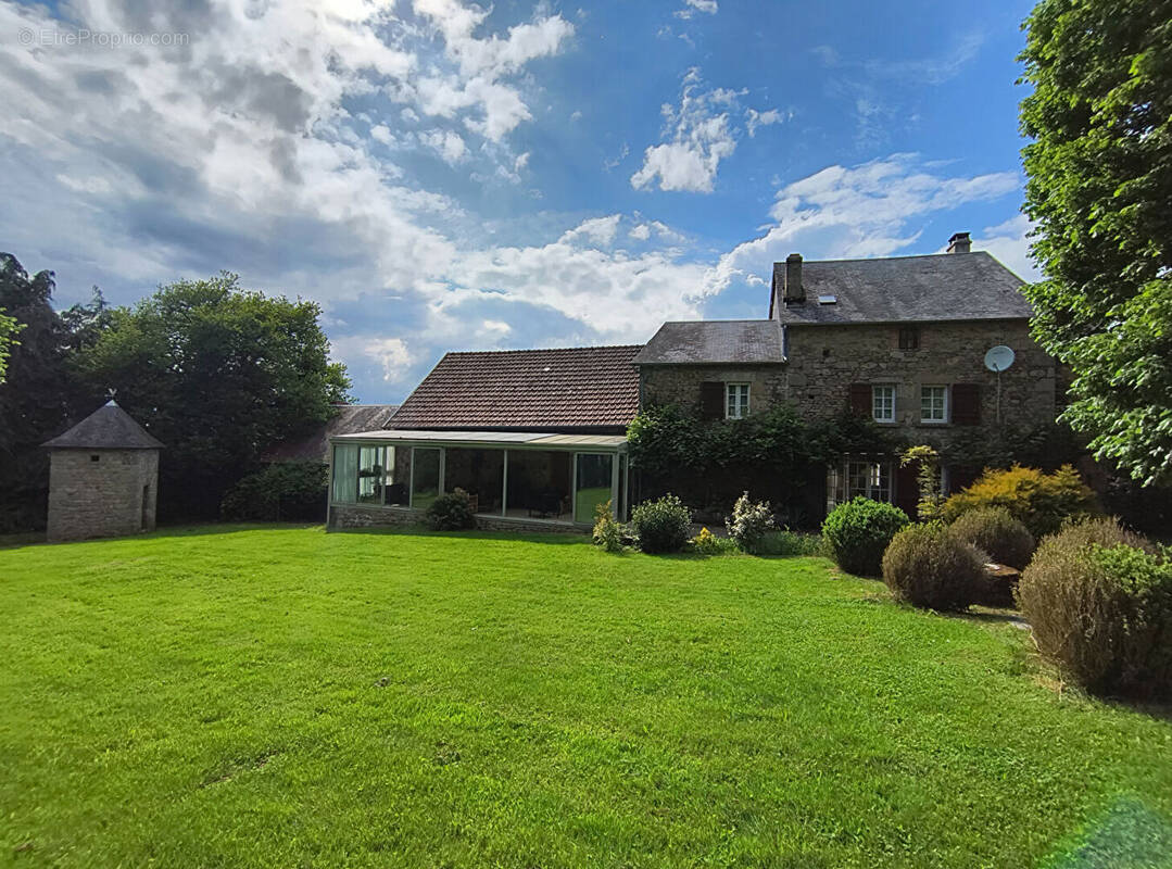 Maison à AUBUSSON