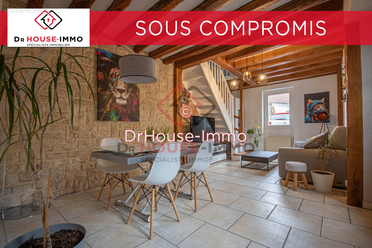 Maison à ISSOU