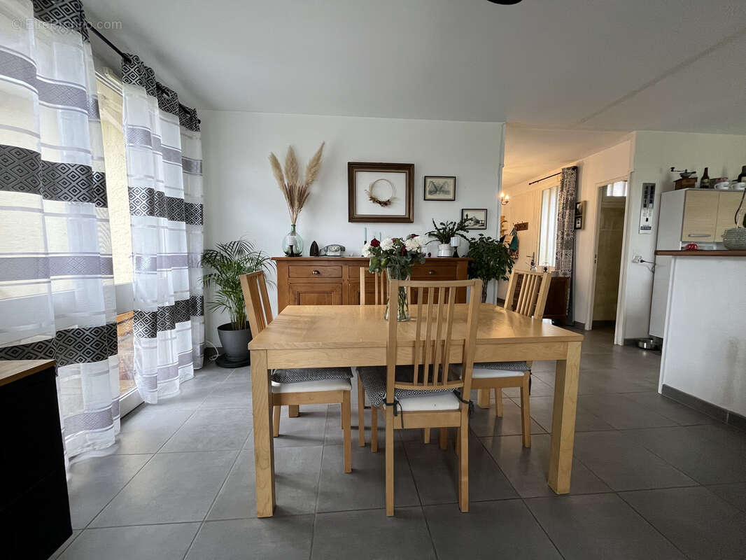 Maison à CASTETS-EN-DORTHE