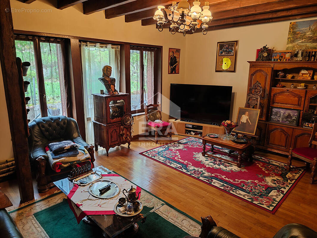 Maison à LONGUYON