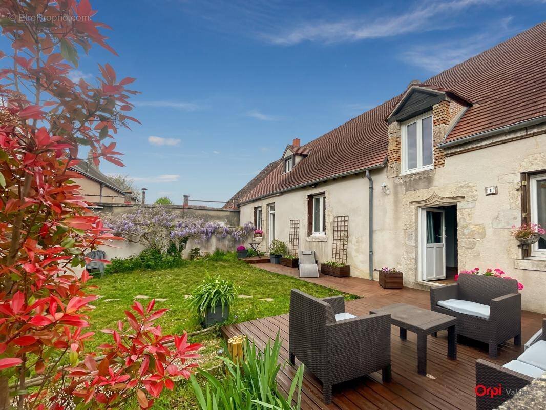 Maison à LORGES
