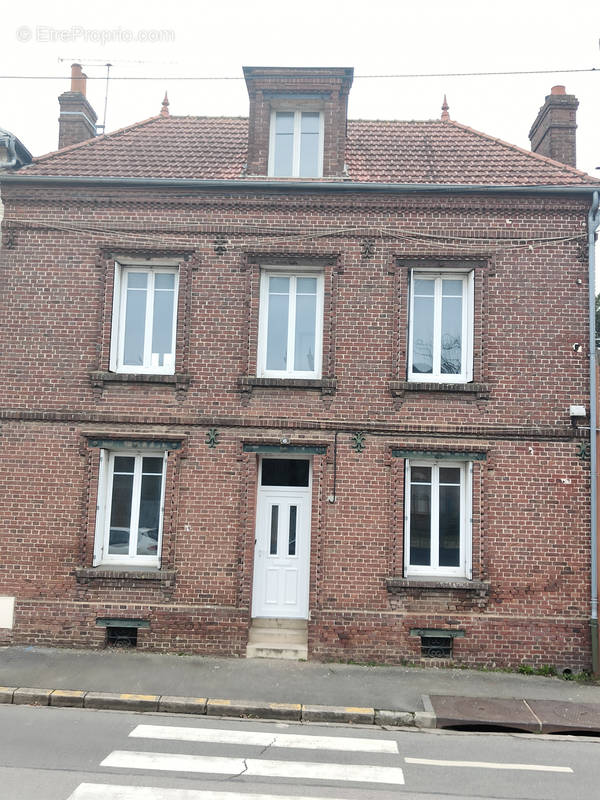 Maison à BEAUVAIS